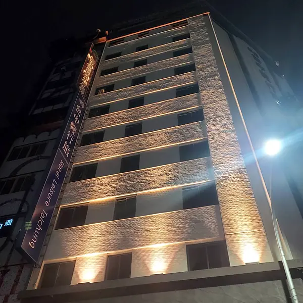 亮化工程 — 1